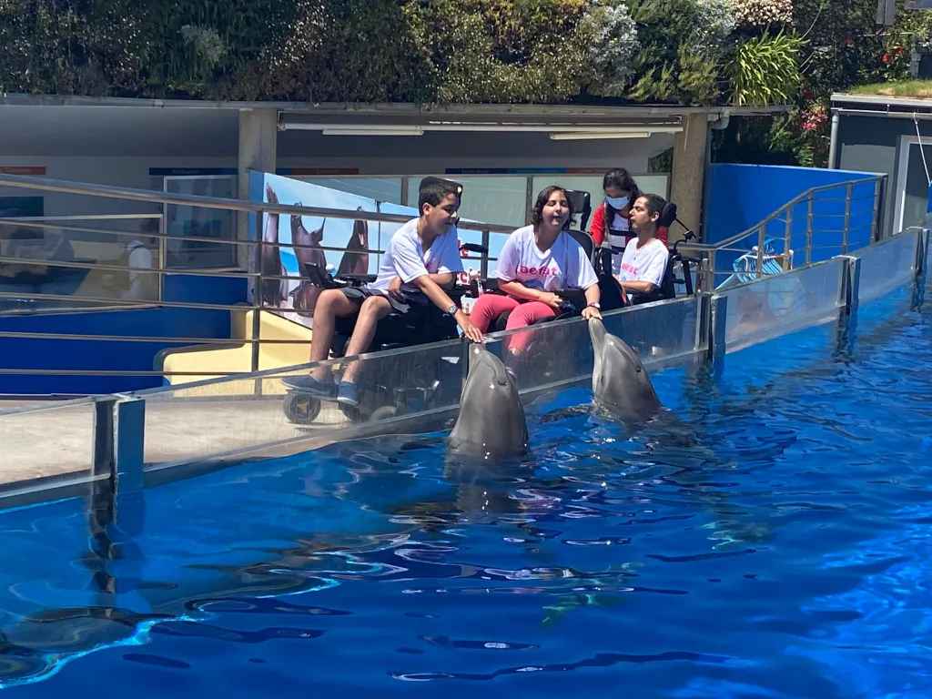 Marineland Mallorca colabora en la lucha para la investigación de la ataxia telangiectasia